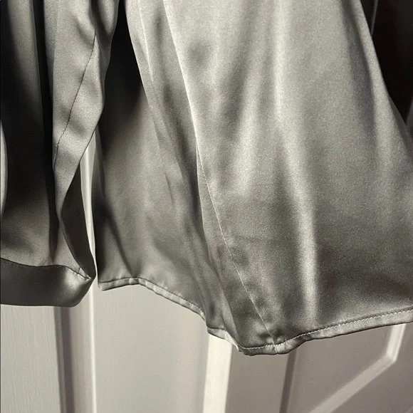 Talbots Silver gray silk blouse - Picture 5 of 7